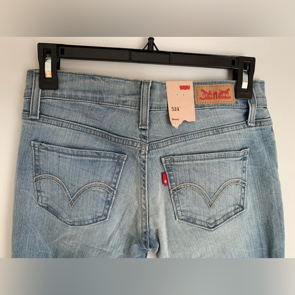 NEW Levi blue jeans!  Size 26 524 Skinny - Picture 3 of 7